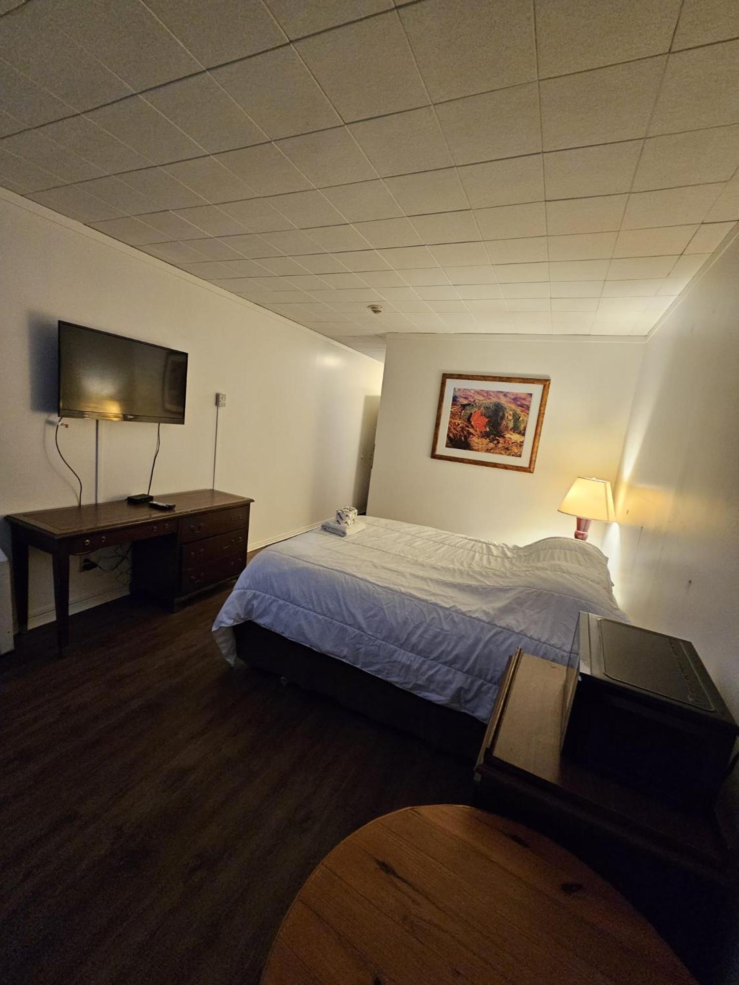 The Brunswick Hotel Complex Parry Sound Eksteriør bilde
